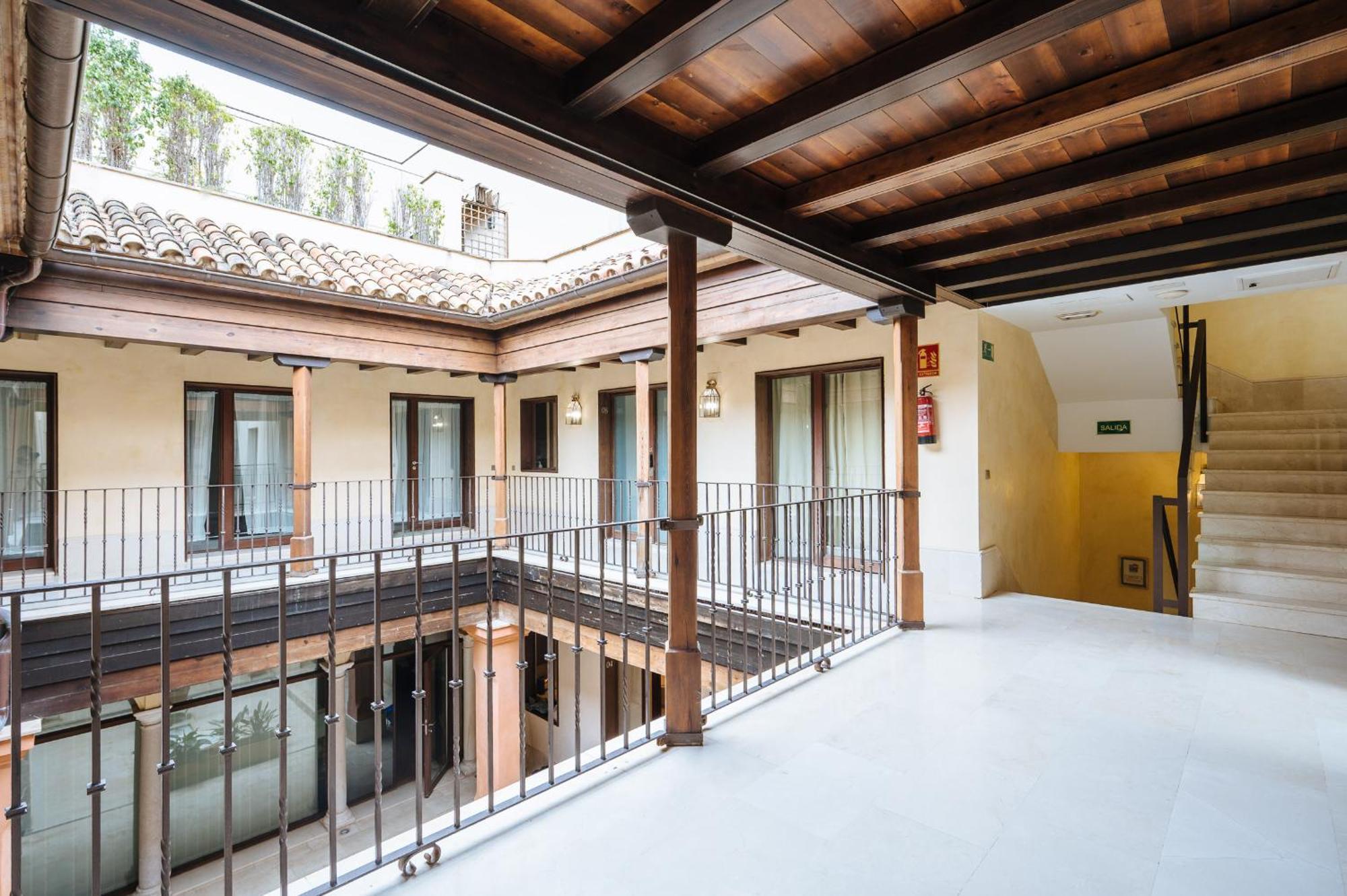 Apartamentos La Vistosona Sevilla Dış mekan fotoğraf