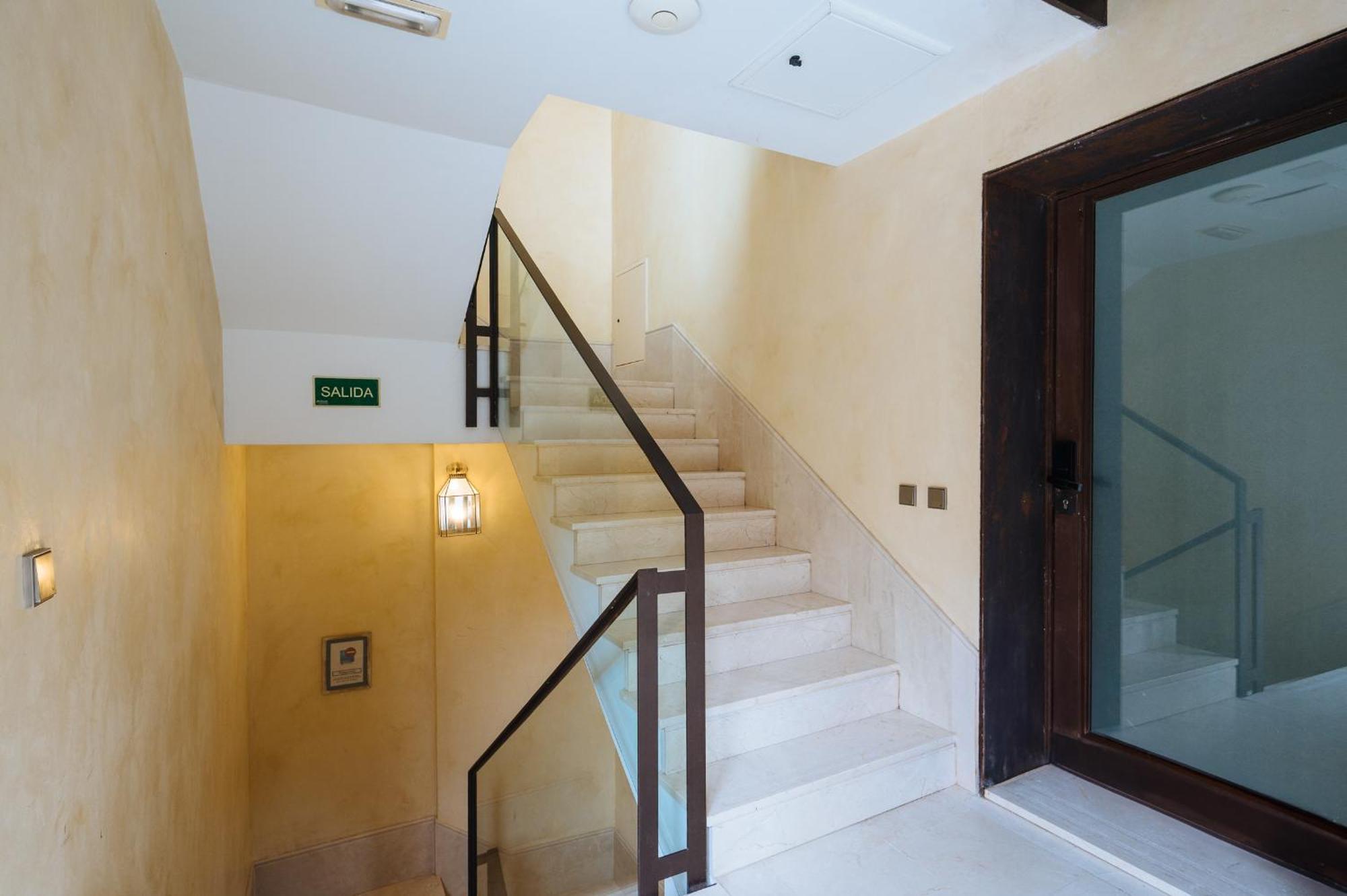 Apartamentos La Vistosona Sevilla Dış mekan fotoğraf