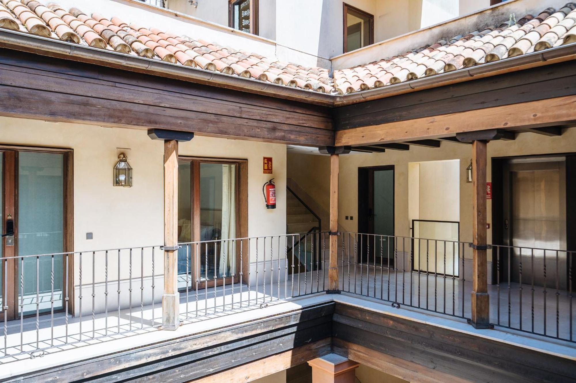 Apartamentos La Vistosona Sevilla Dış mekan fotoğraf