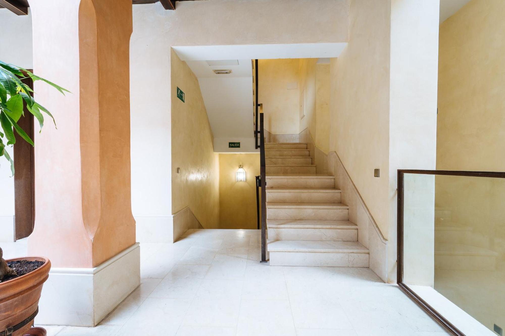 Apartamentos La Vistosona Sevilla Dış mekan fotoğraf
